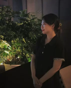 美甲兼职胖妹