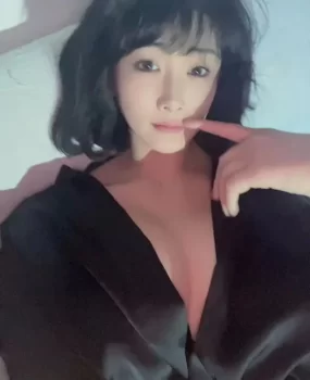 内蒙古女孩混血丽莎
