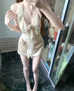 上海肤白貌美嫩妹