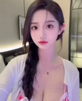 上海妹子美体让人流连忘返