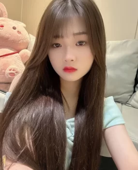 自己无意中找到的内蒙古包头师范学院小嫩妹