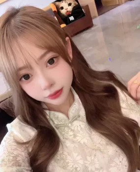 长春大胸美女小月亮