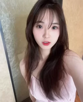 常州市小骚妹水润刚做的穴粉紧服务好