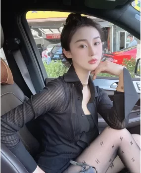 丝袜必须带字母必须性感必须舞汽贸销售员