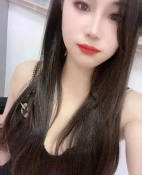 清纯妹子，人好，听话，一个邻家女孩