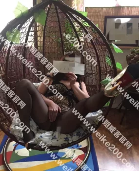 去大兴办事儿遇到个老朋友，土著老熟女，还是原来的味道