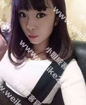 微信附近人约到的小美女