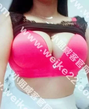 真实靠谱潮吹丰满熟妇活好服务控