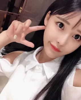 老板说，过两天00后就回家过年了，再就要到年后了！