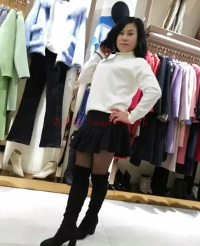 一个不错的撤火熟女