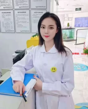 浙江省湖州市美女护士瞒着老公在外面兼职