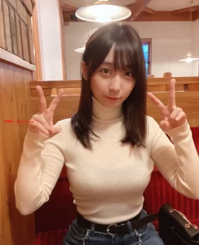 南通极品学生小嫩妹，三点粉 狼哥准备